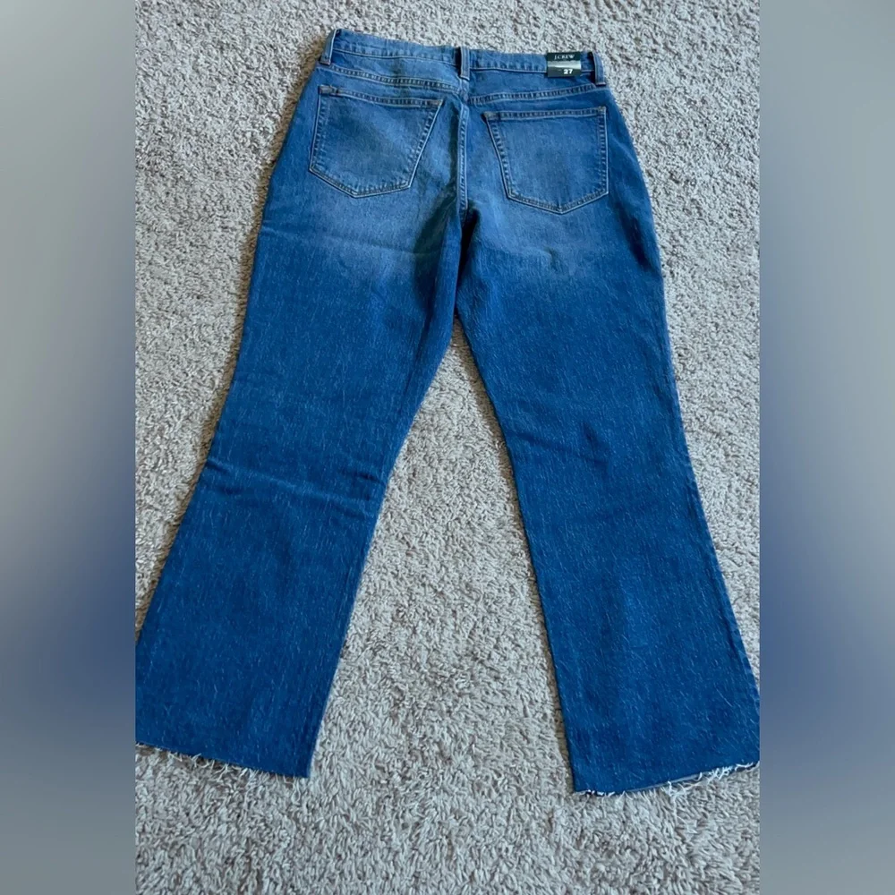 NWT J.Crew Mid Rise Flare Crop Jeans - Picture 8 of 11